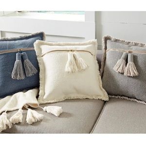 Mud Pie Cream Pillows